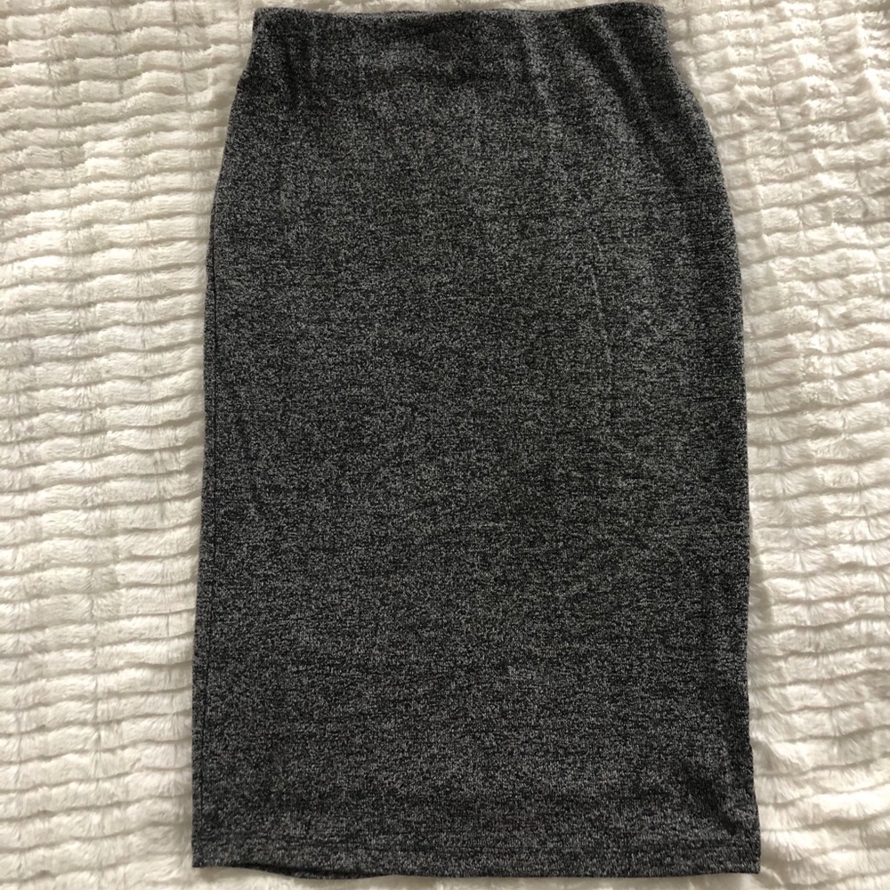 Mid-length skirt